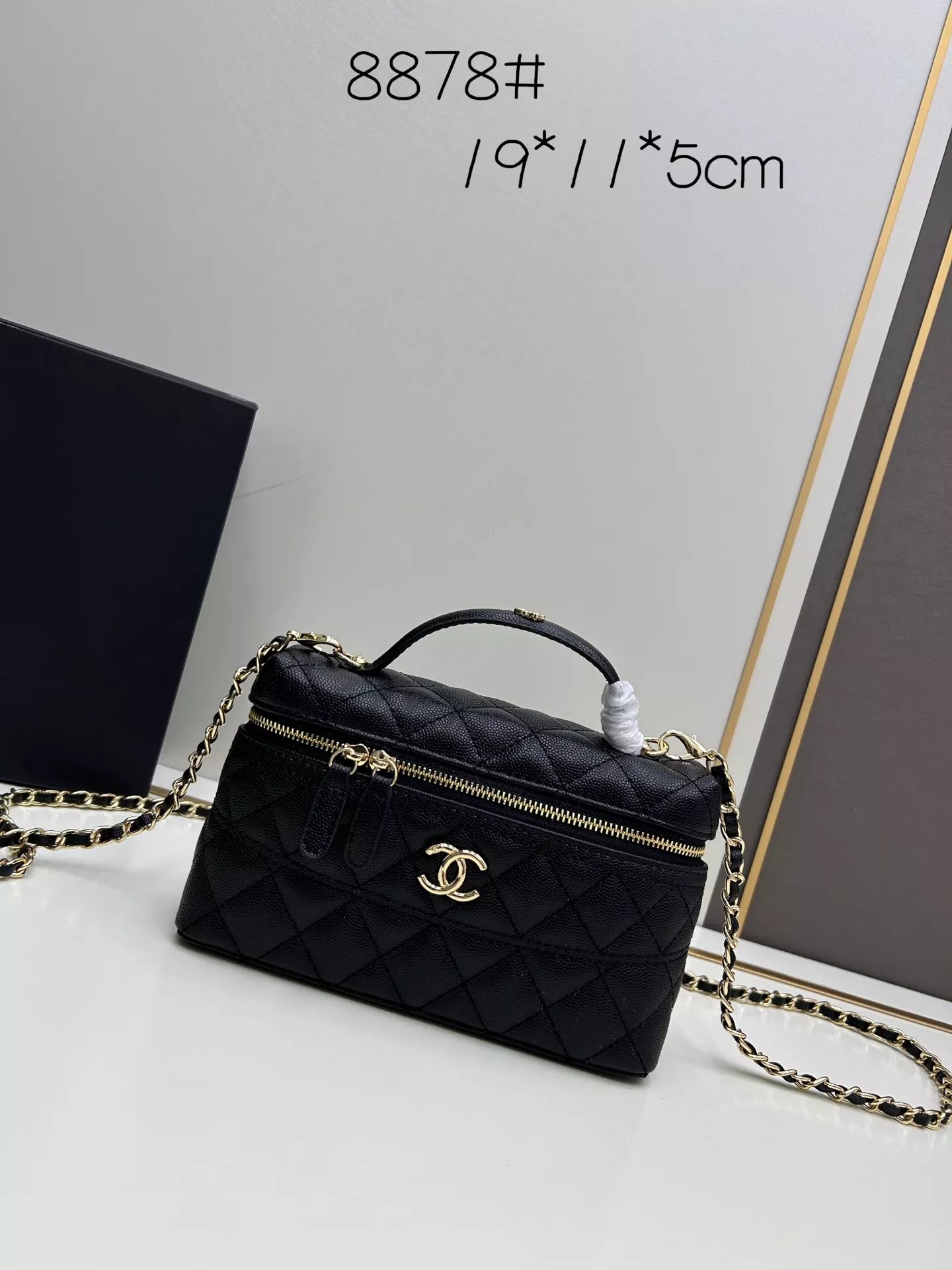 Chanel AAA Quality Messenger Bags For Women Breathable 2113