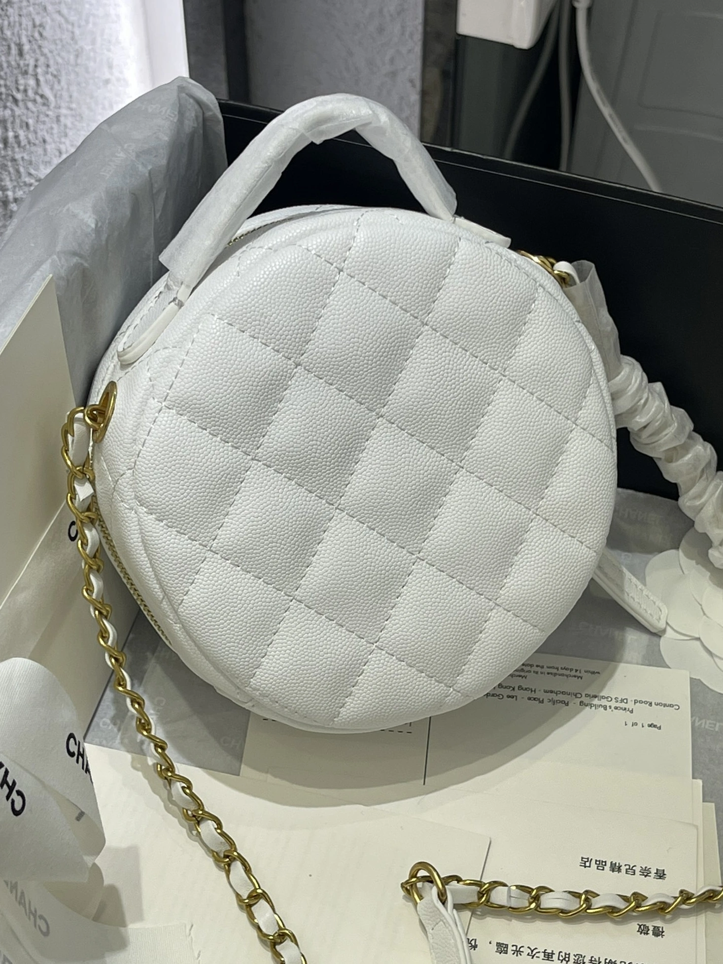 Chanel AAA Quality Messenger Bags For Women Bright 4197