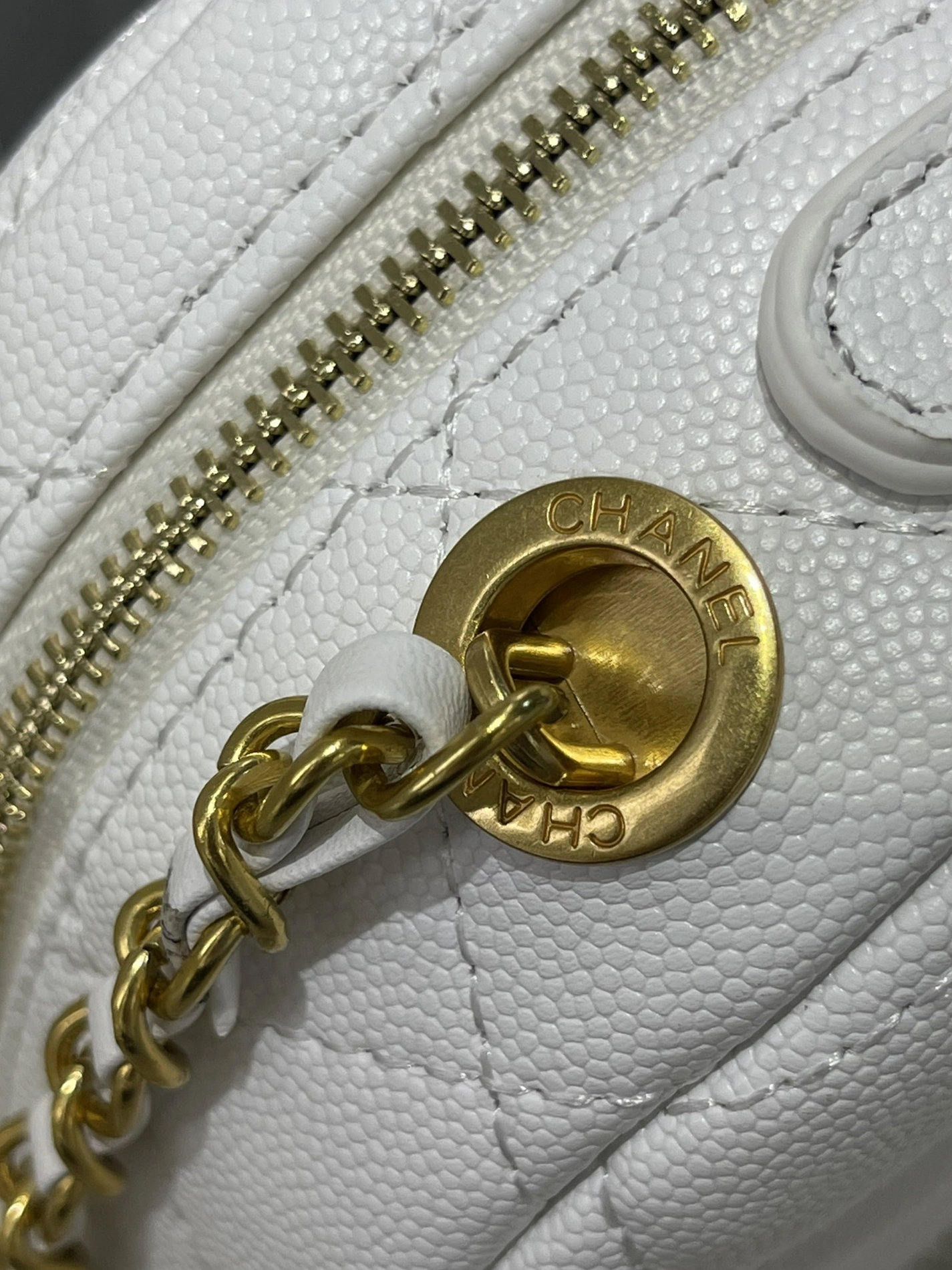 Chanel AAA Quality Messenger Bags For Women Bright 4197
