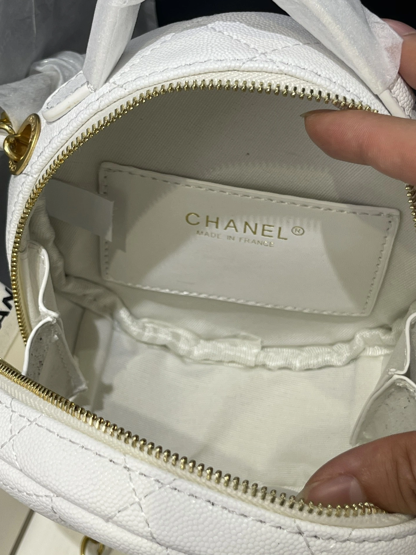 Chanel AAA Quality Messenger Bags For Women Bright 4197