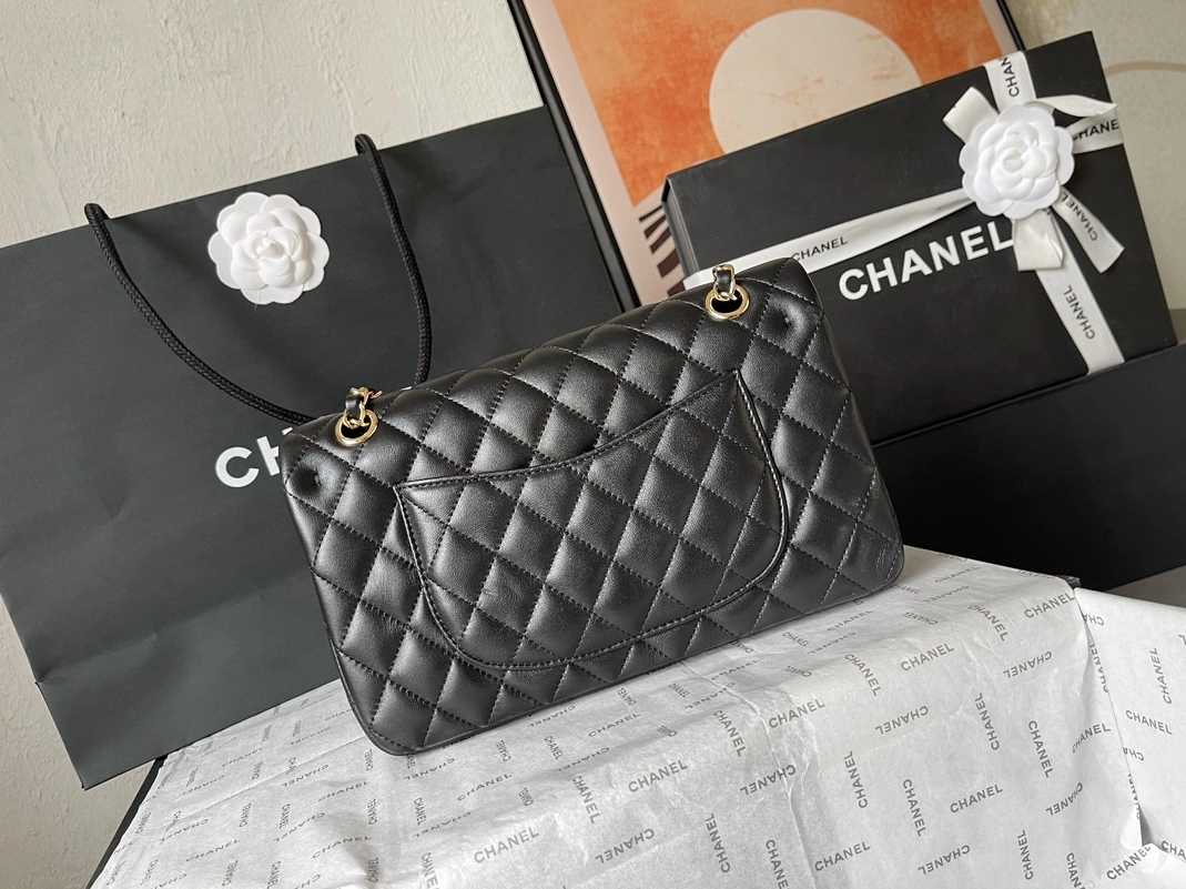 Chanel AAA Quality Messenger Bags For Women Classic 6963