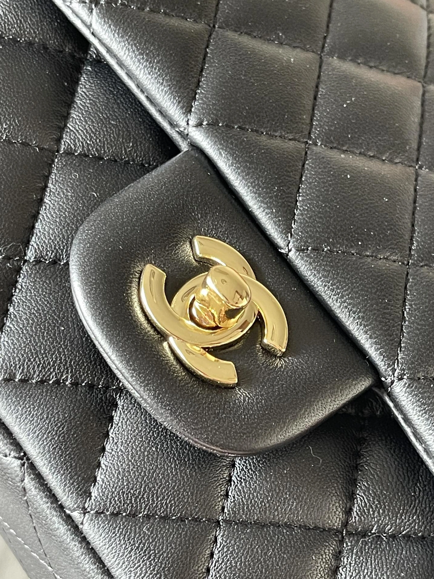 Chanel AAA Quality Messenger Bags For Women Classic 6963