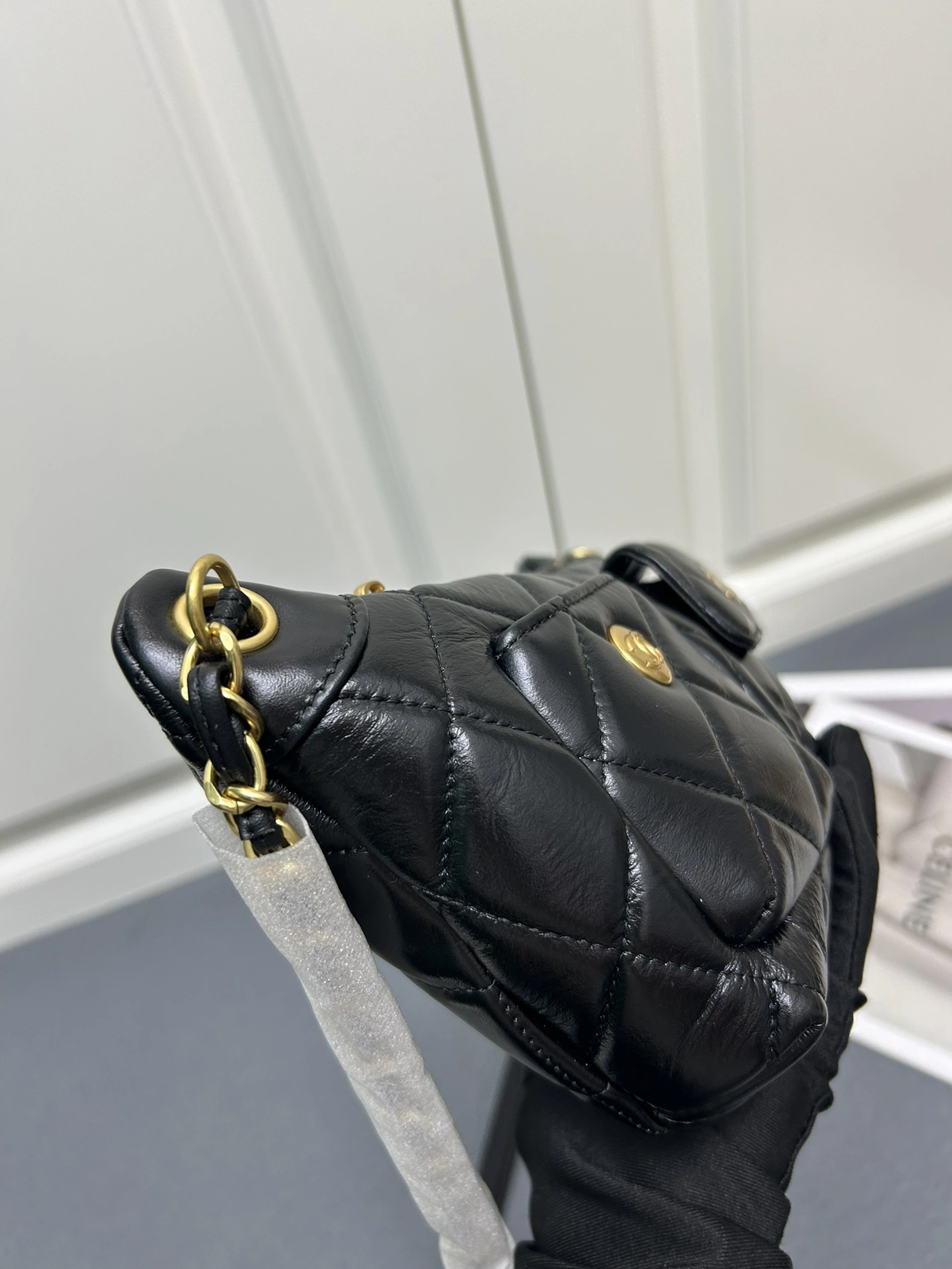Chanel AAA Quality Messenger Bags For Women Comfortable 4693