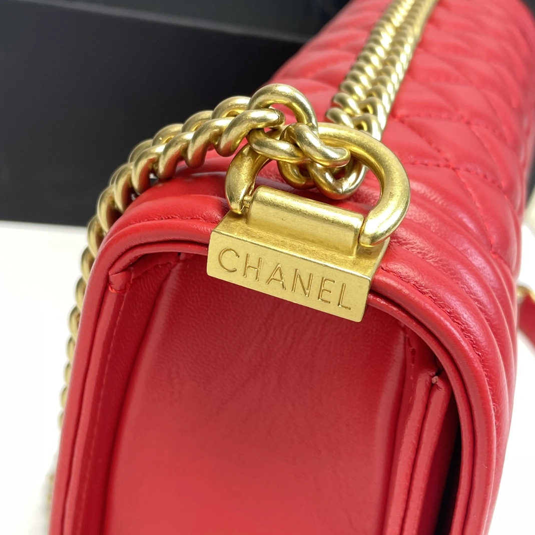 Chanel AAA Quality Messenger Bags For Women Comfortable 4855