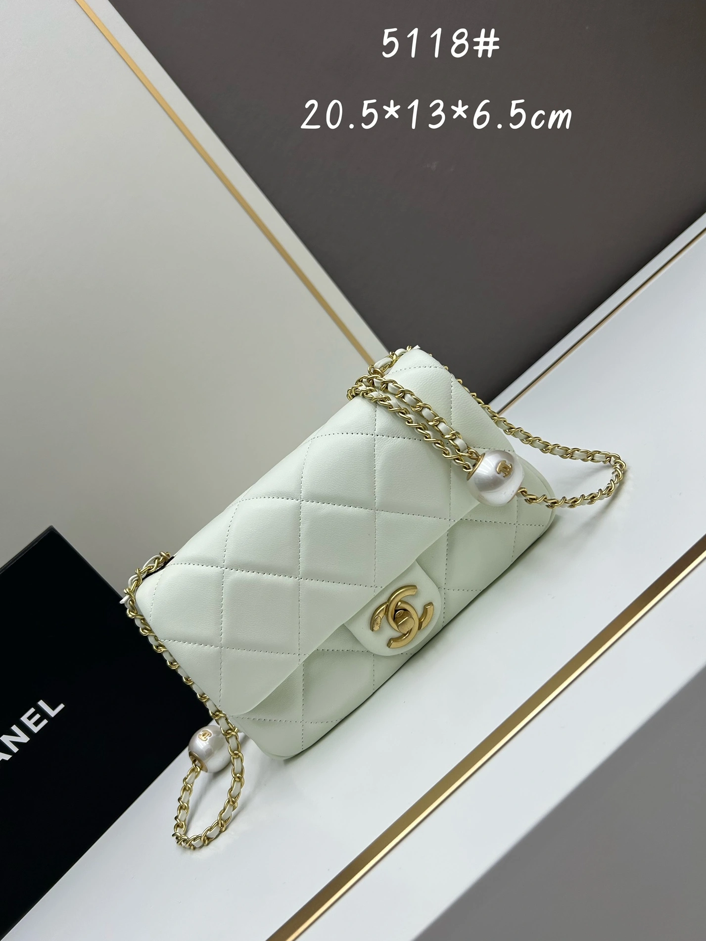 Chanel AAA Quality Messenger Bags For Women Compact 511