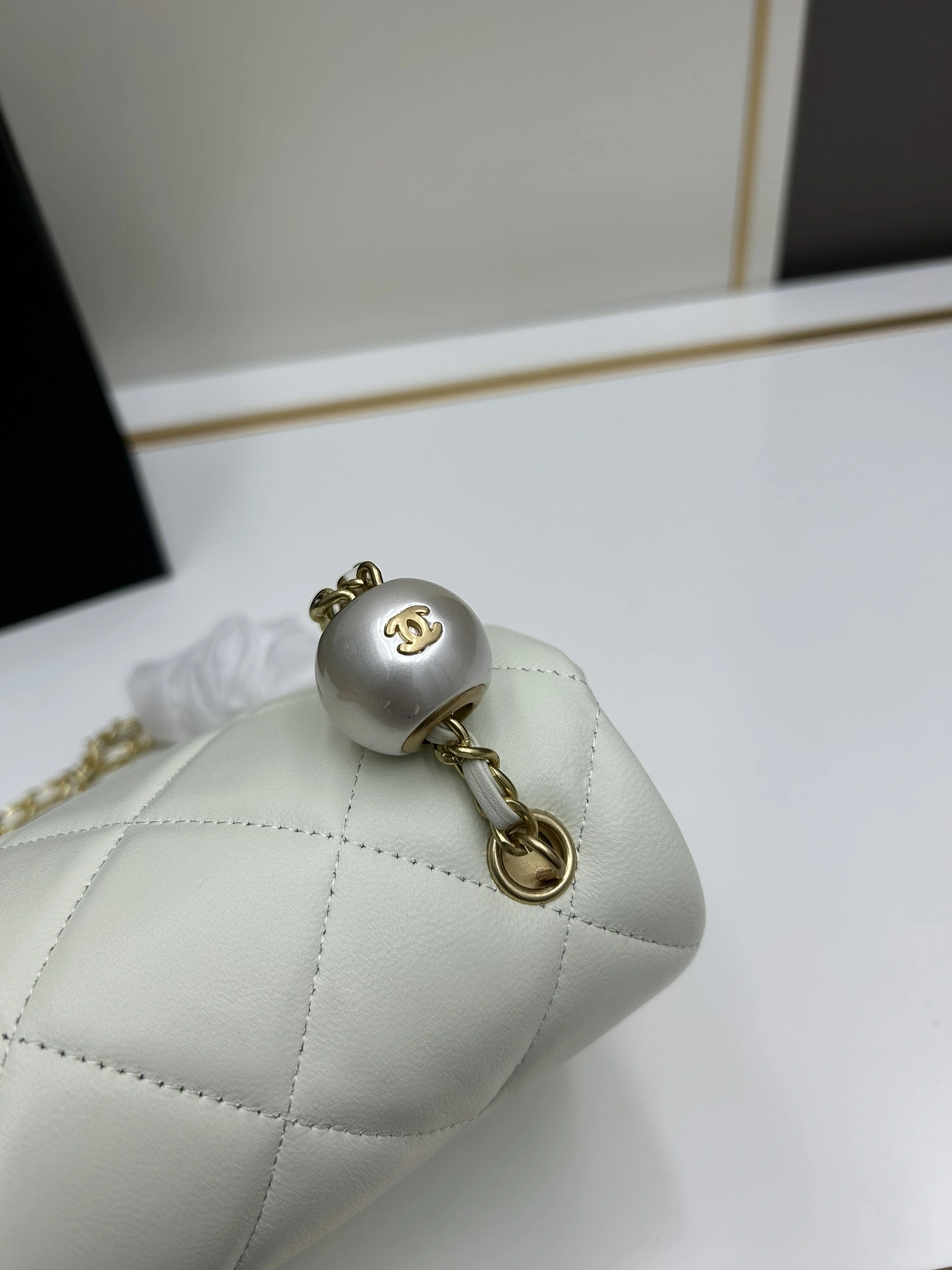 Chanel AAA Quality Messenger Bags For Women Compact 511