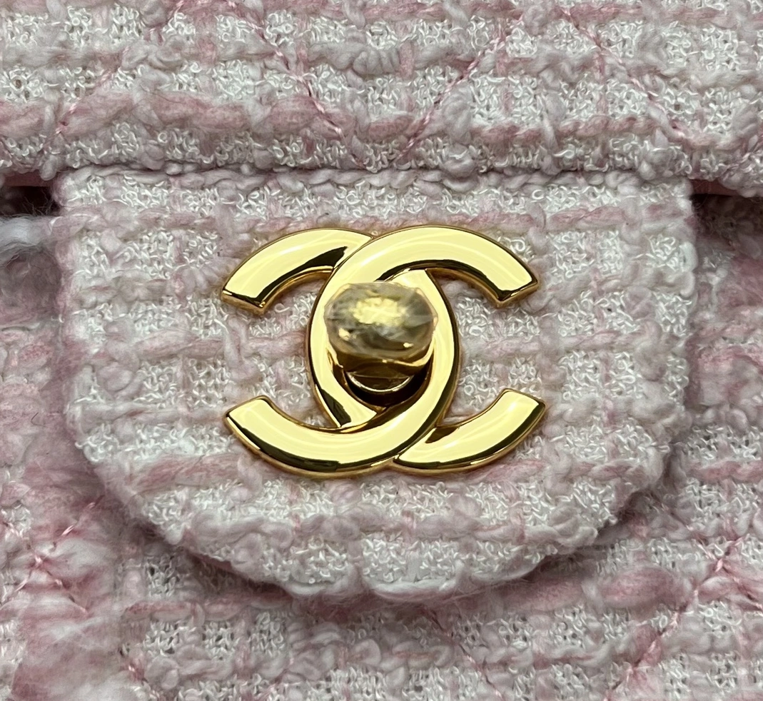 Chanel AAA Quality Messenger Bags For Women Cozy 2485