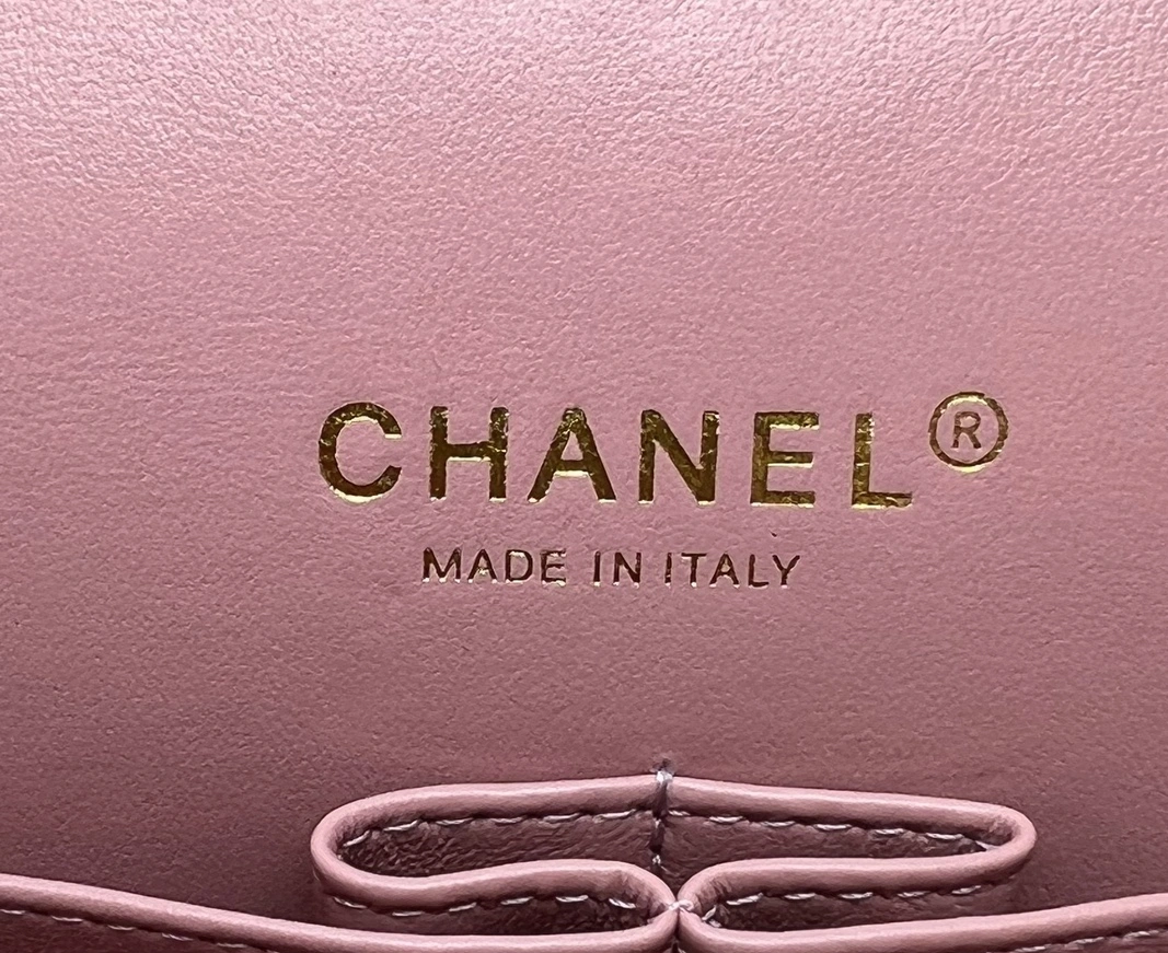 Chanel AAA Quality Messenger Bags For Women Cozy 2485