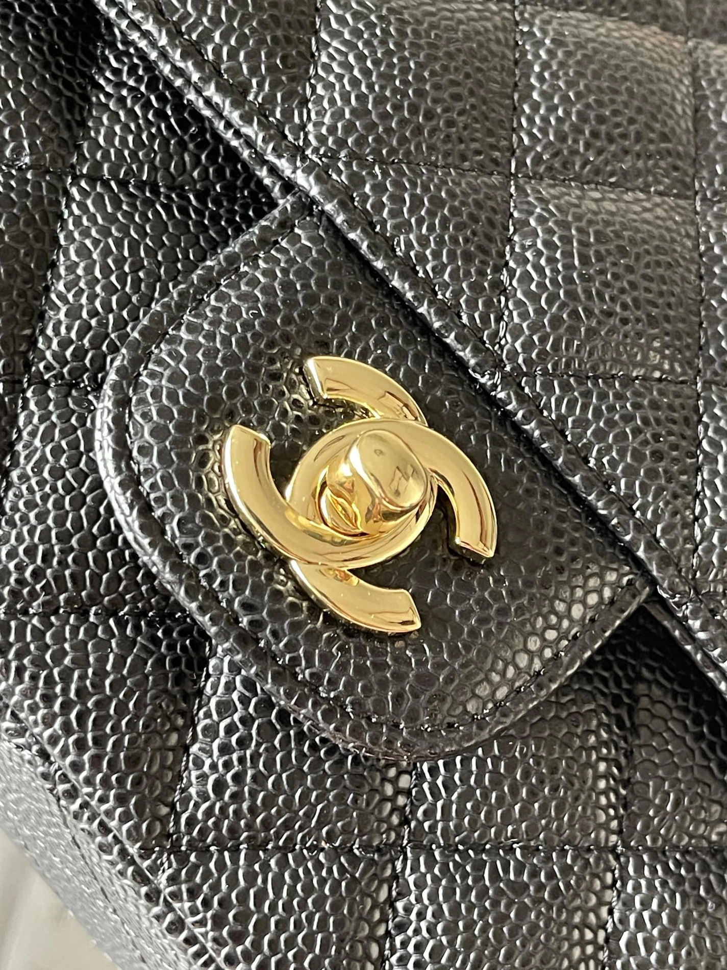 Chanel AAA Quality Messenger Bags For Women DailyWear 8142
