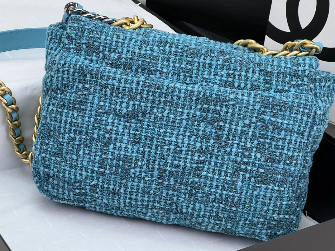 Chanel AAA Quality Messenger Bags For Women DailyWear 9499