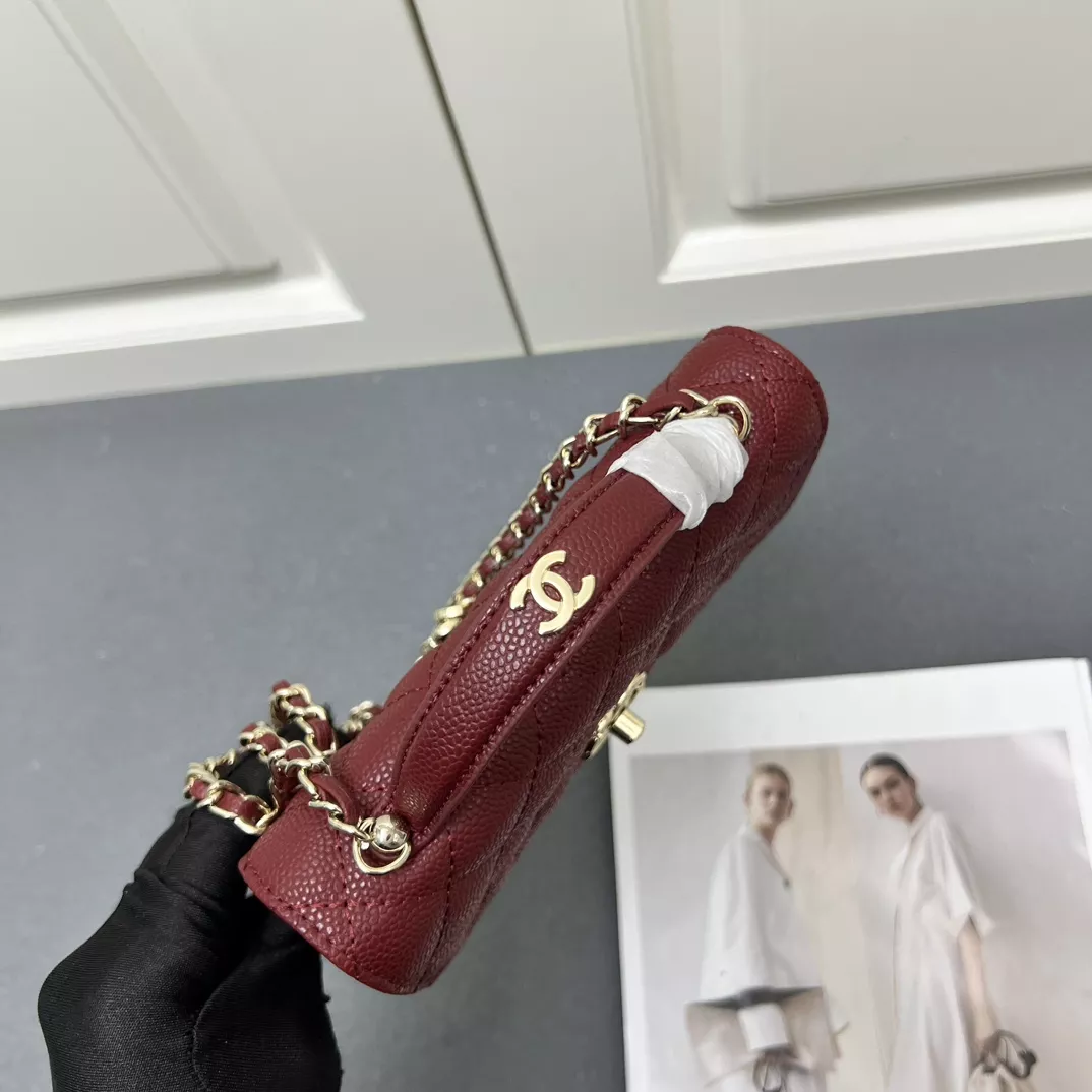 Chanel AAA Quality Messenger Bags For Women Durable 7687