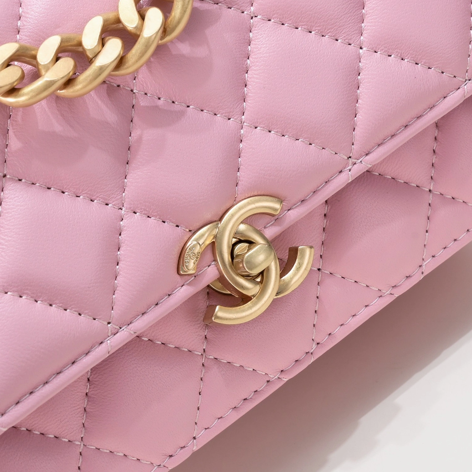 Chanel AAA Quality Messenger Bags For Women EasyMatch 2255
