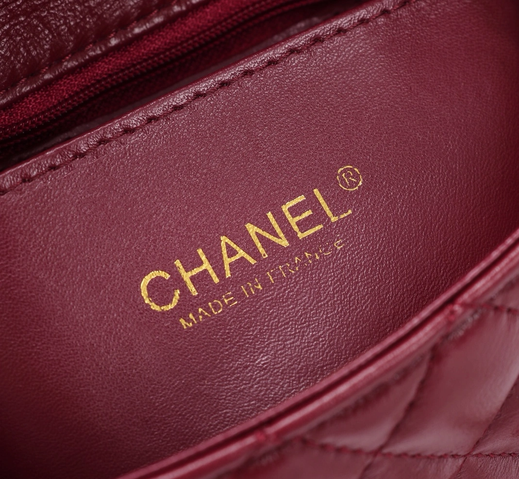 Chanel AAA Quality Messenger Bags For Women EasyMatch 8429