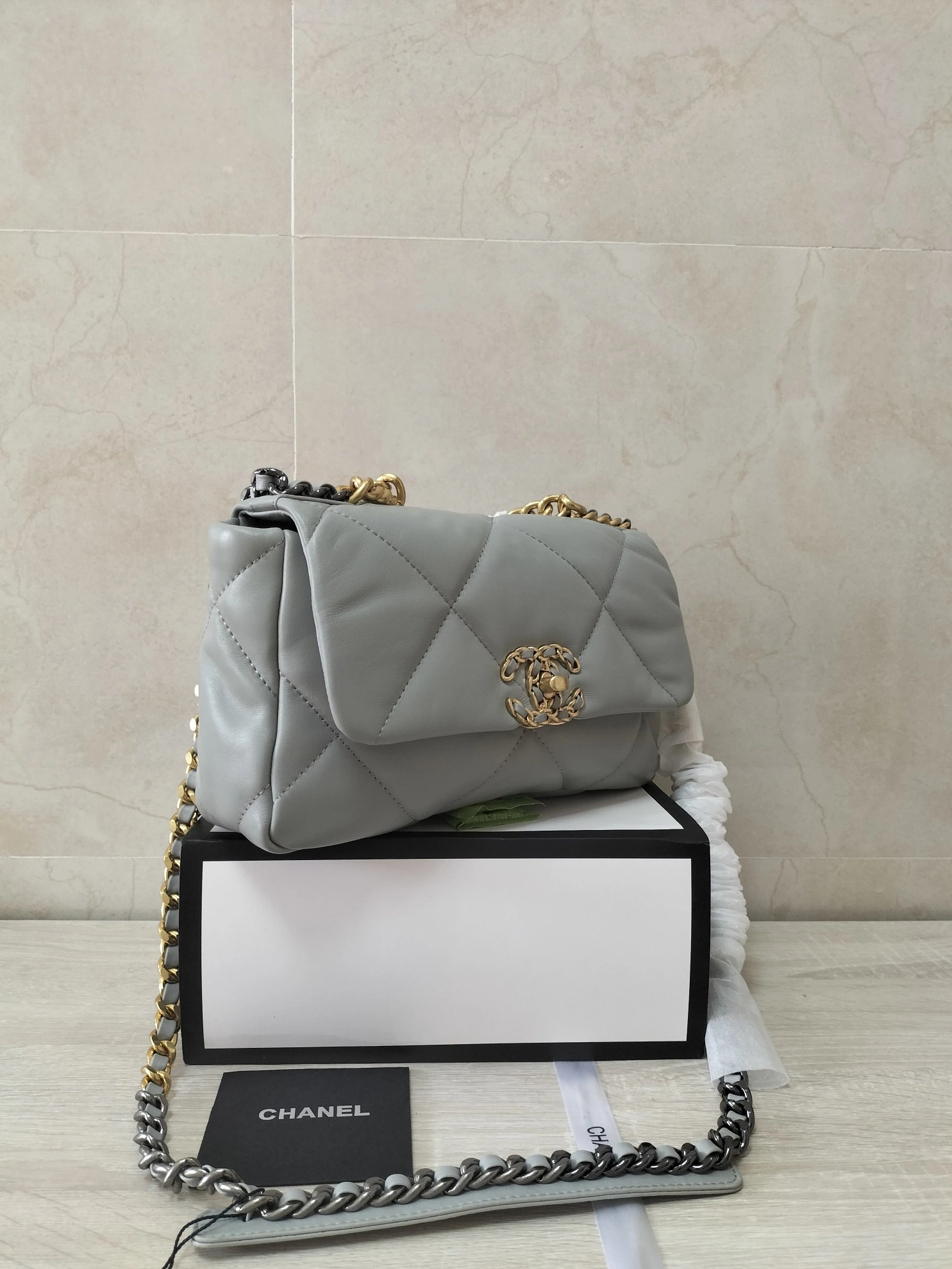 Chanel AAA Quality Messenger Bags For Women Efficient 2377