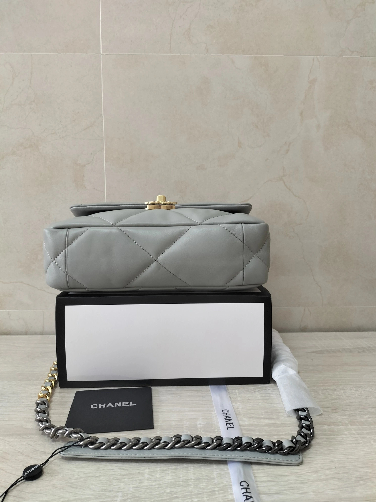 Chanel AAA Quality Messenger Bags For Women Efficient 2377