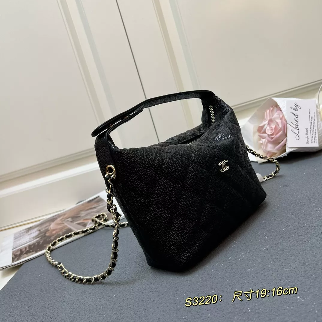 Chanel AAA Quality Messenger Bags For Women Efficient 4244