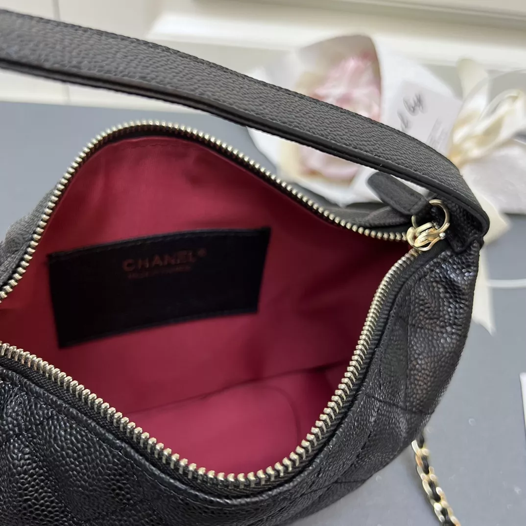 Chanel AAA Quality Messenger Bags For Women Efficient 4244