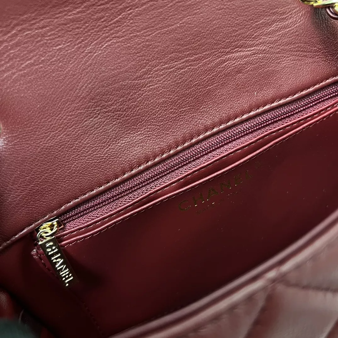 Chanel AAA Quality Messenger Bags For Women Efficient 8685