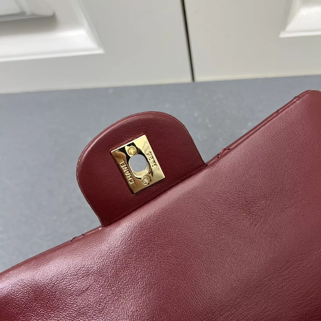 Chanel AAA Quality Messenger Bags For Women Efficient 8685