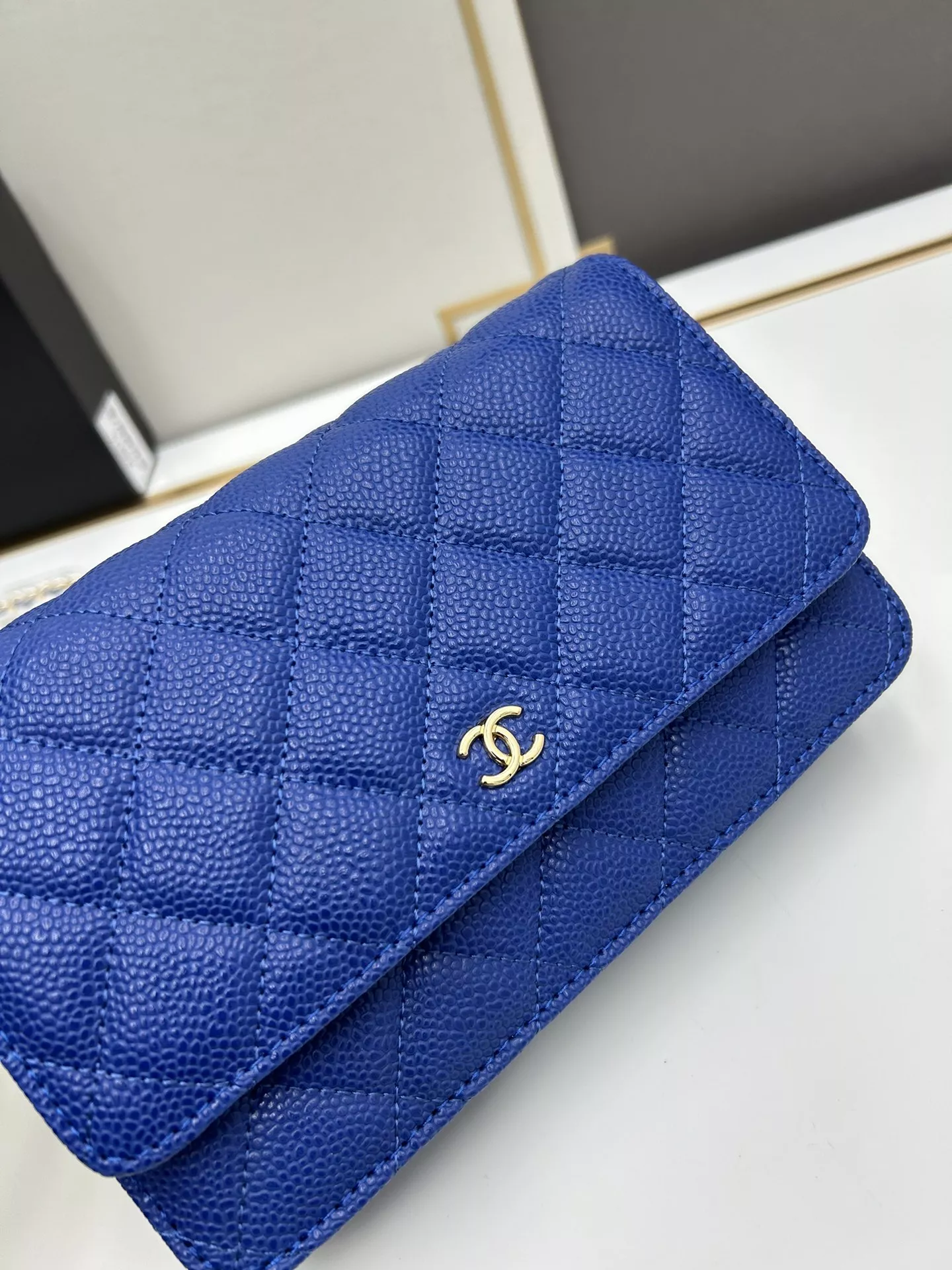 Chanel AAA Quality Messenger Bags For Women Elegant 3458