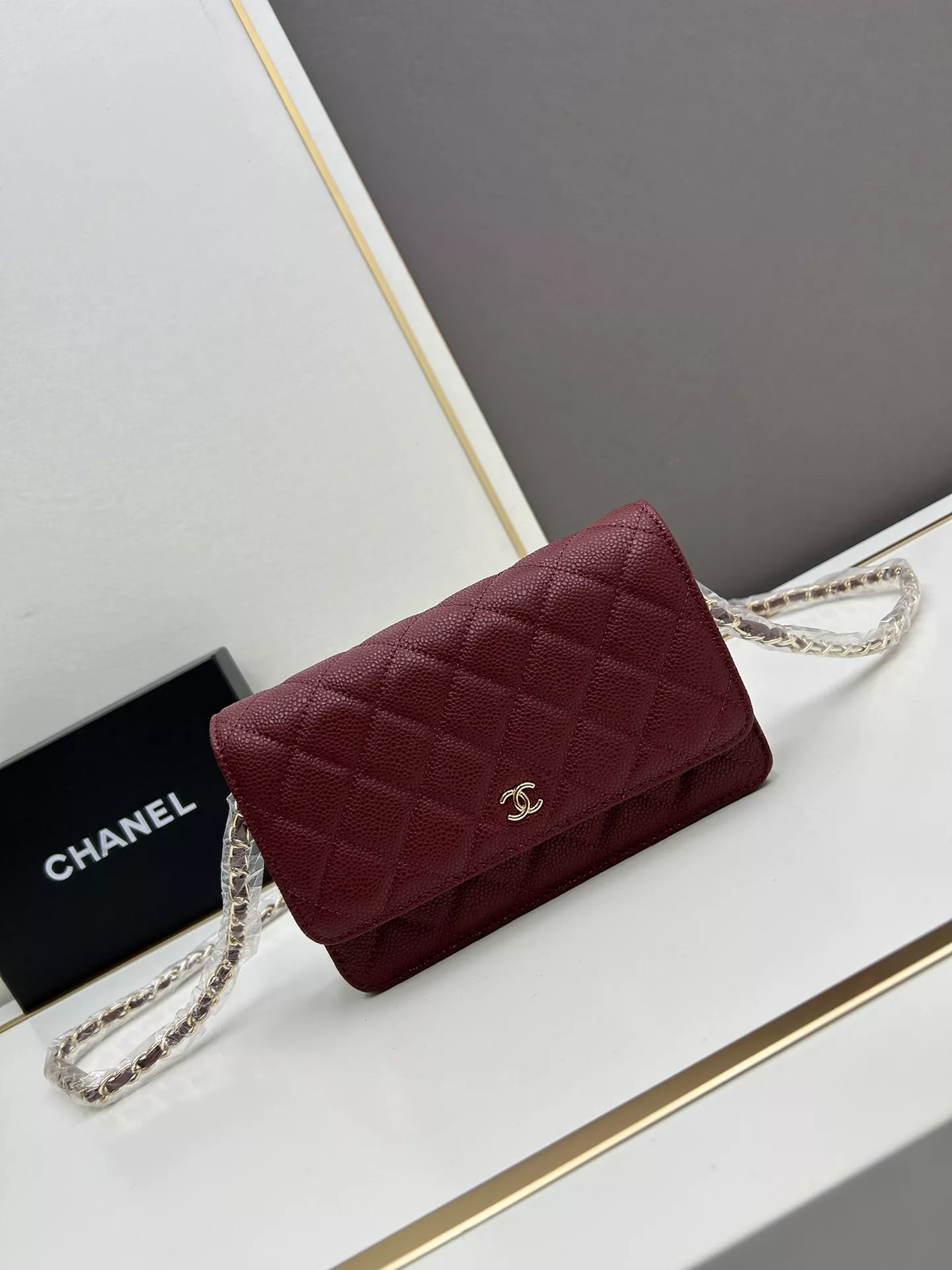 Chanel AAA Quality Messenger Bags For Women EyeCatching 6290