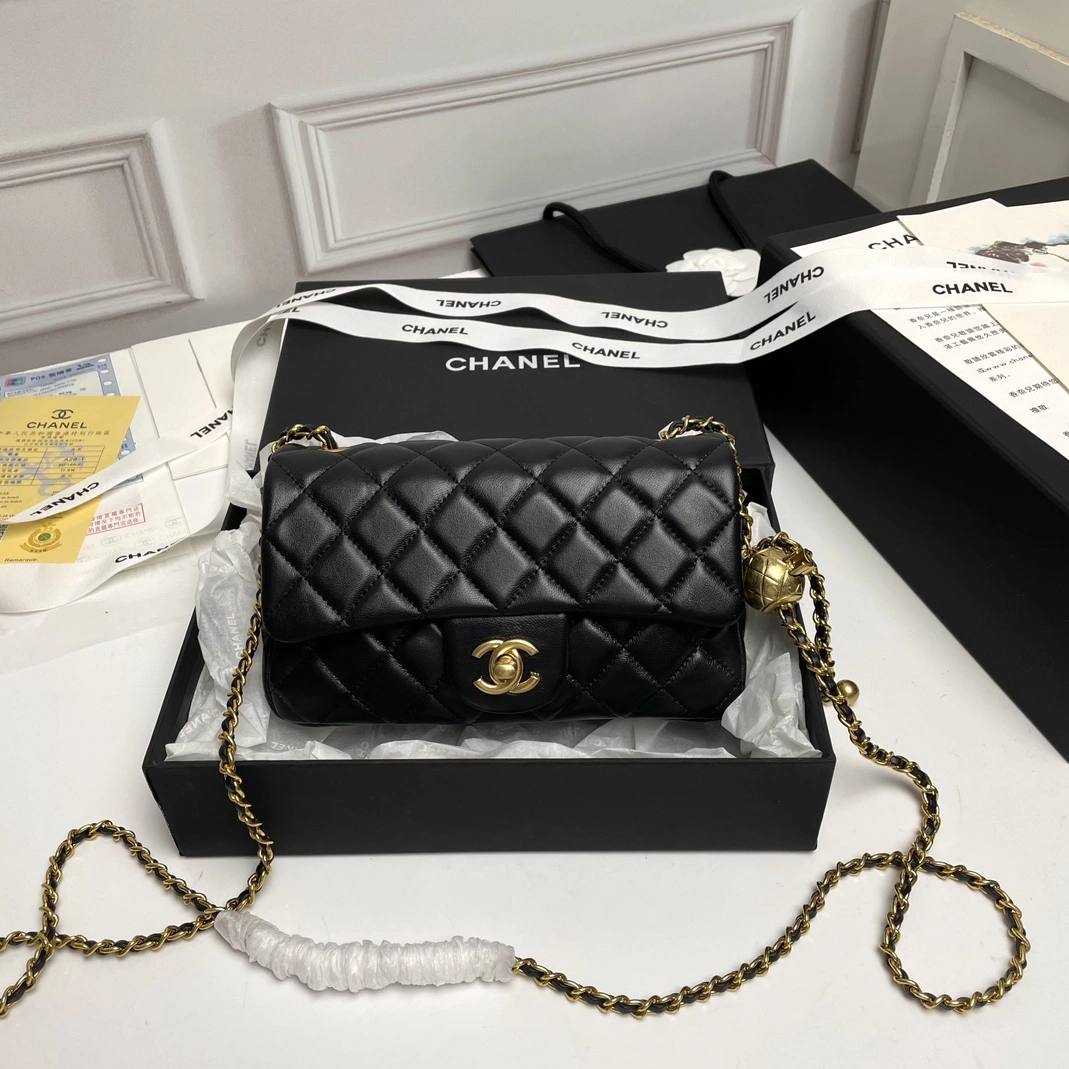 Chanel AAA Quality Messenger Bags For Women GoAnywhere 1461