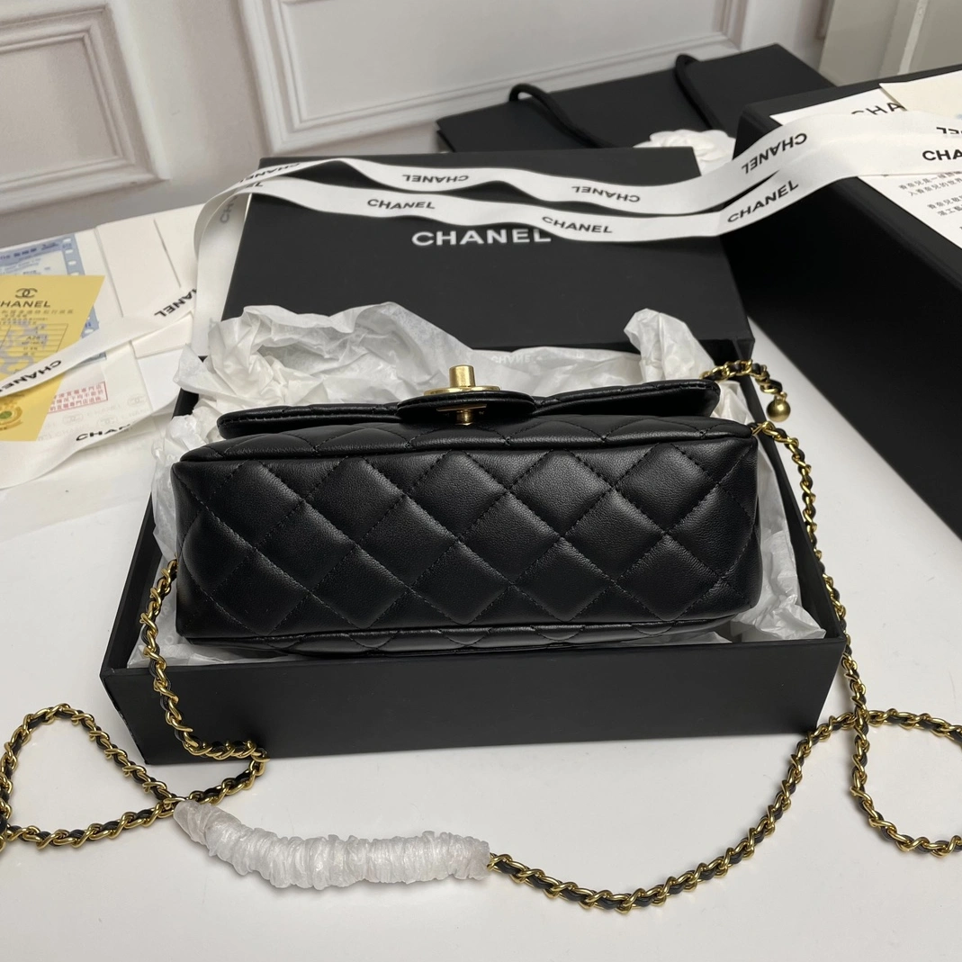 Chanel AAA Quality Messenger Bags For Women GoAnywhere 1461