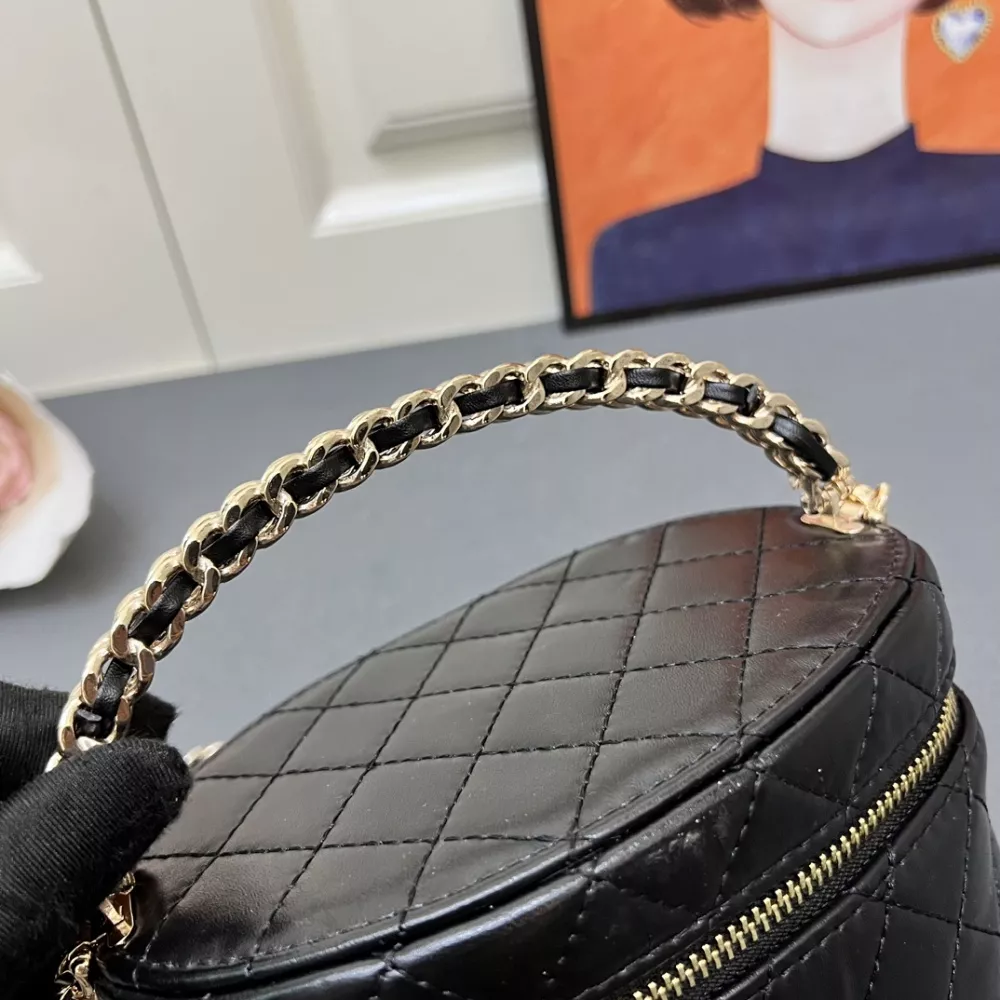 Chanel AAA Quality Messenger Bags For Women GoAnywhere 6166