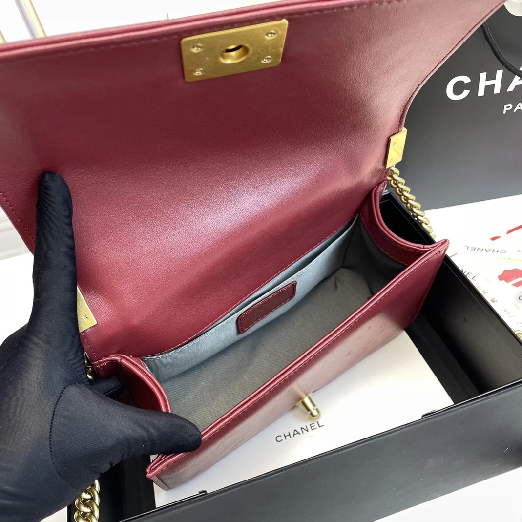 Chanel AAA Quality Messenger Bags For Women GoodFit 6771