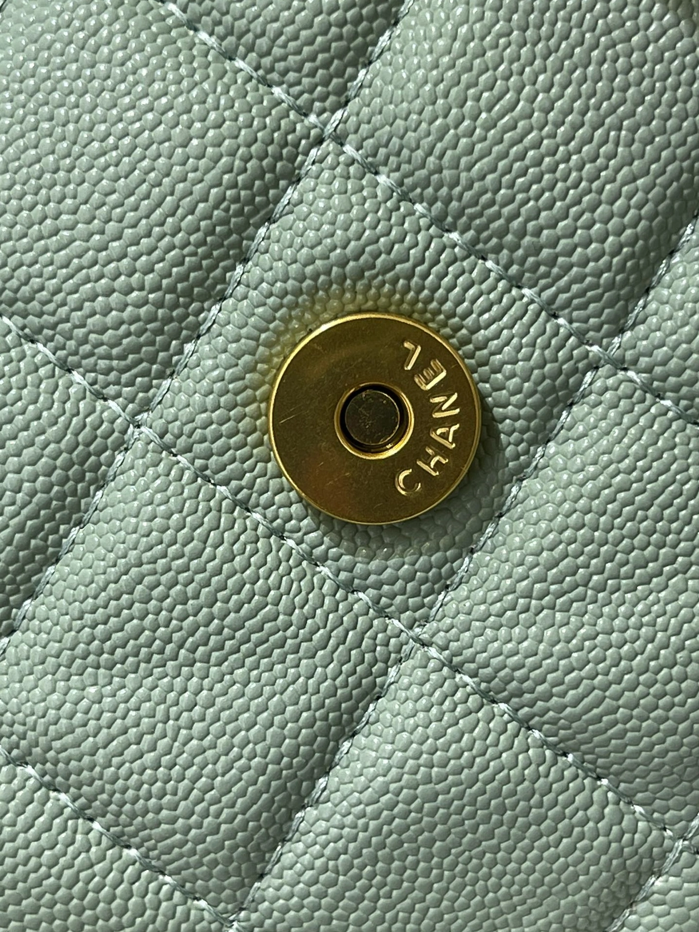 Chanel AAA Quality Messenger Bags For Women HighQuality 1232