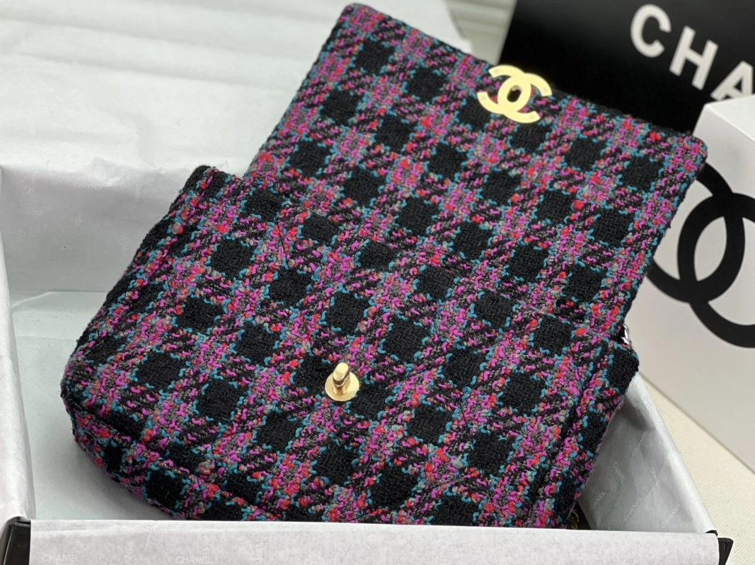 Chanel AAA Quality Messenger Bags For Women HighQuality 4970