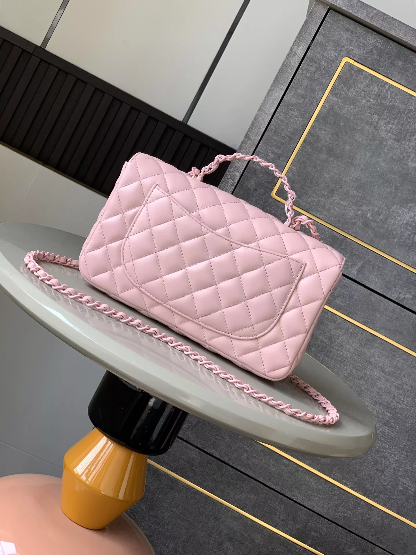Chanel AAA Quality Messenger Bags For Women Modern 3398