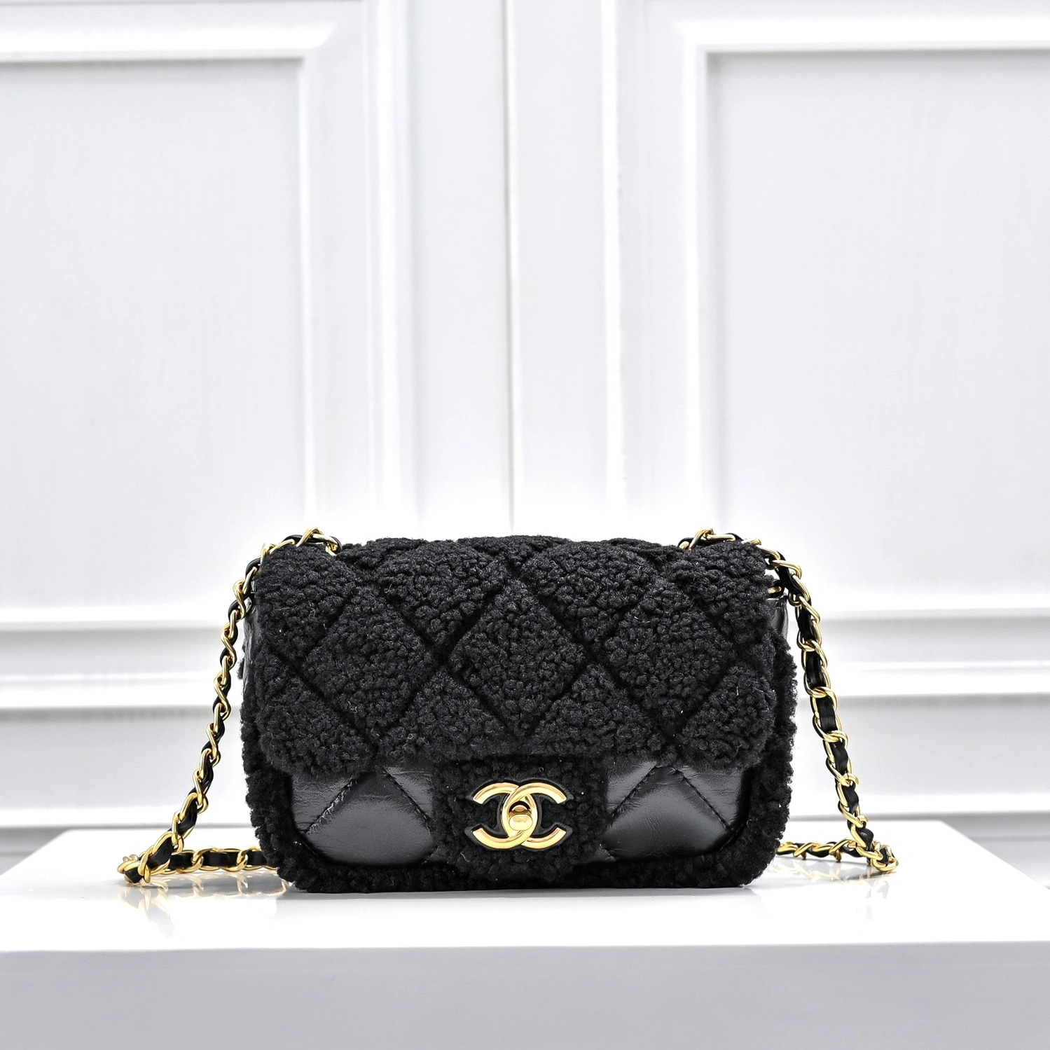Chanel AAA Quality Messenger Bags For Women NewStyle 4900
