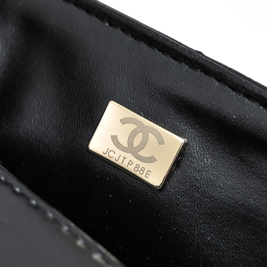Chanel AAA Quality Messenger Bags For Women NewStyle 4900