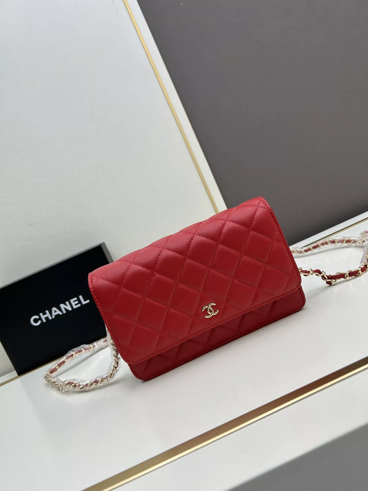 Chanel AAA Quality Messenger Bags For Women Practical 2391