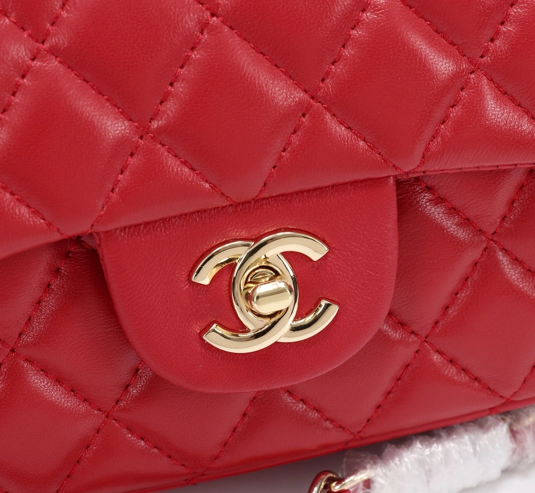 Chanel AAA Quality Messenger Bags For Women Practical 5013
