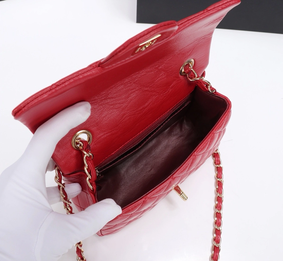 Chanel AAA Quality Messenger Bags For Women Practical 5013