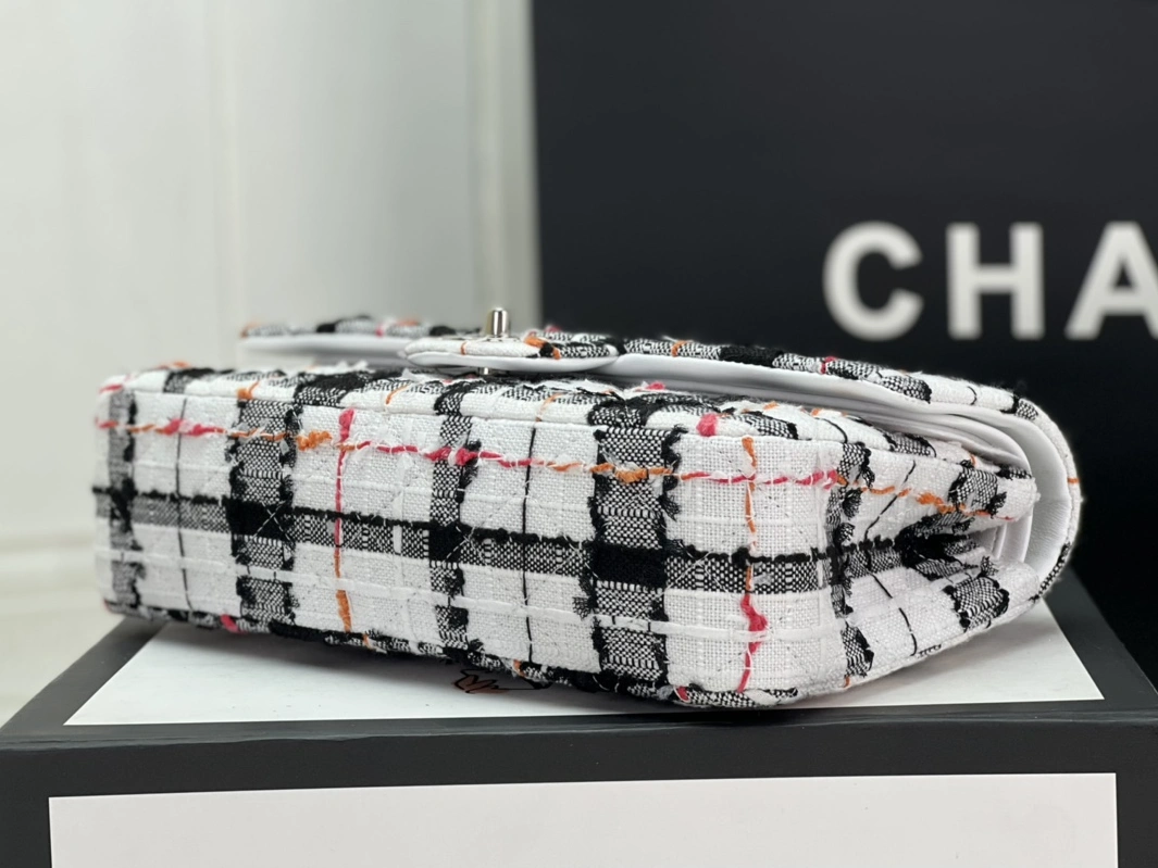 Chanel AAA Quality Messenger Bags For Women Practical 7786