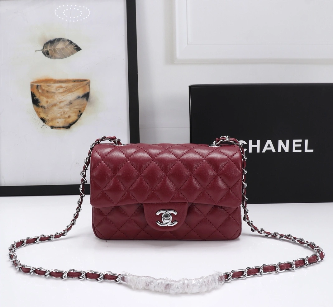 Chanel AAA Quality Messenger Bags For Women Reliable 5134