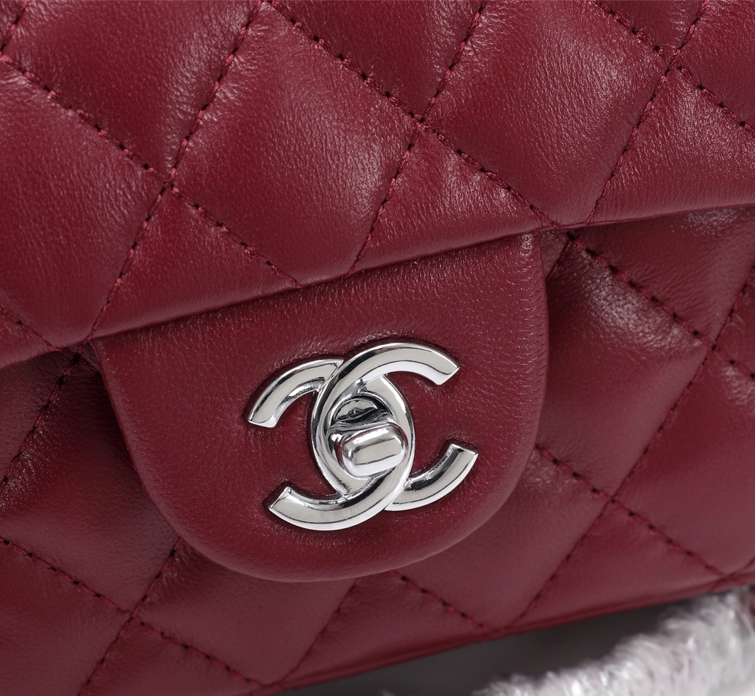 Chanel AAA Quality Messenger Bags For Women Reliable 5134