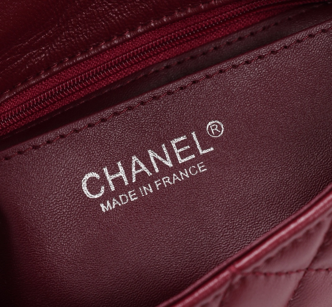 Chanel AAA Quality Messenger Bags For Women Reliable 5134