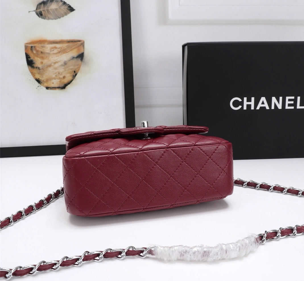 Chanel AAA Quality Messenger Bags For Women Reliable 5134