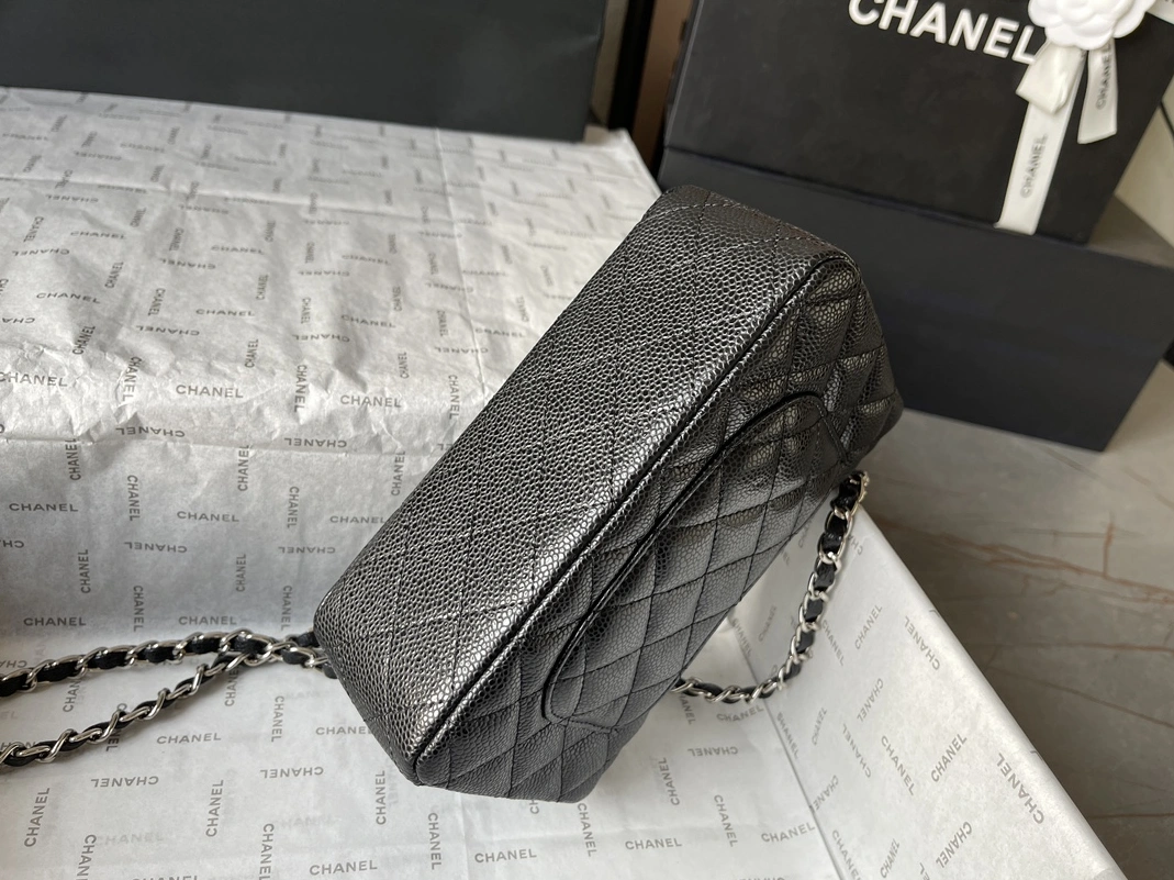 Chanel AAA Quality Messenger Bags For Women Resilient 6177