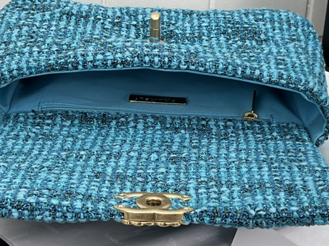 Chanel AAA Quality Messenger Bags For Women SmartChoice 417