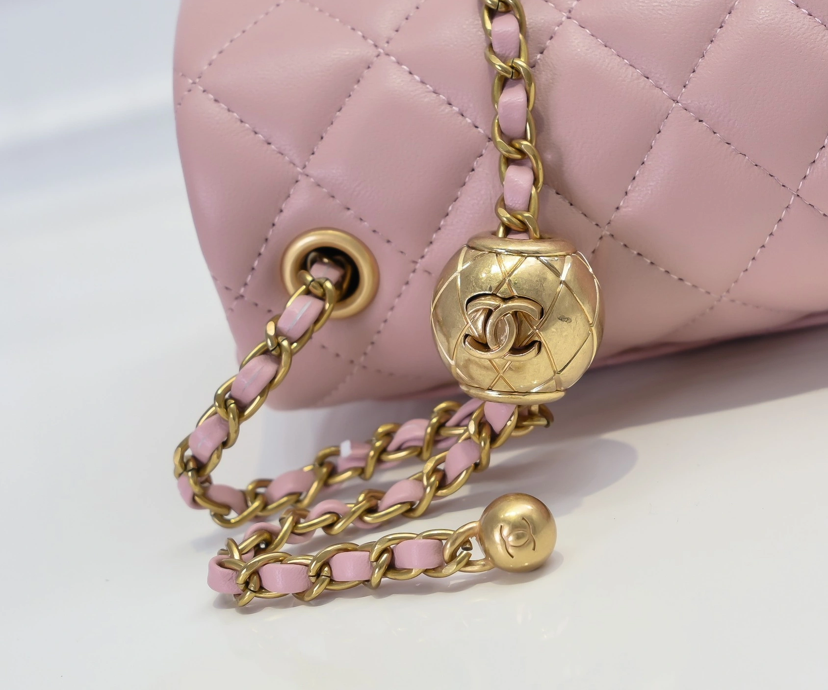 Chanel AAA Quality Messenger Bags For Women SmartChoice 9708