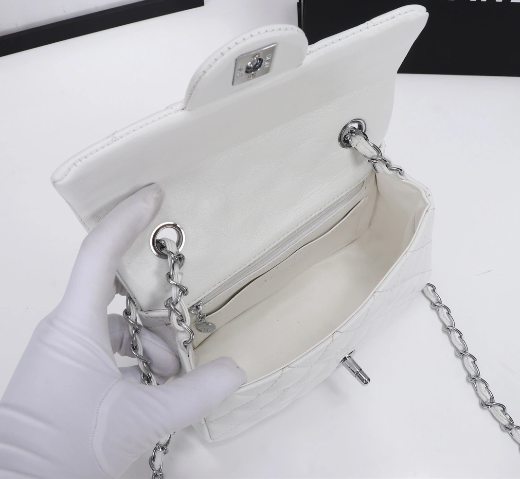 Chanel AAA Quality Messenger Bags For Women Soft 9336