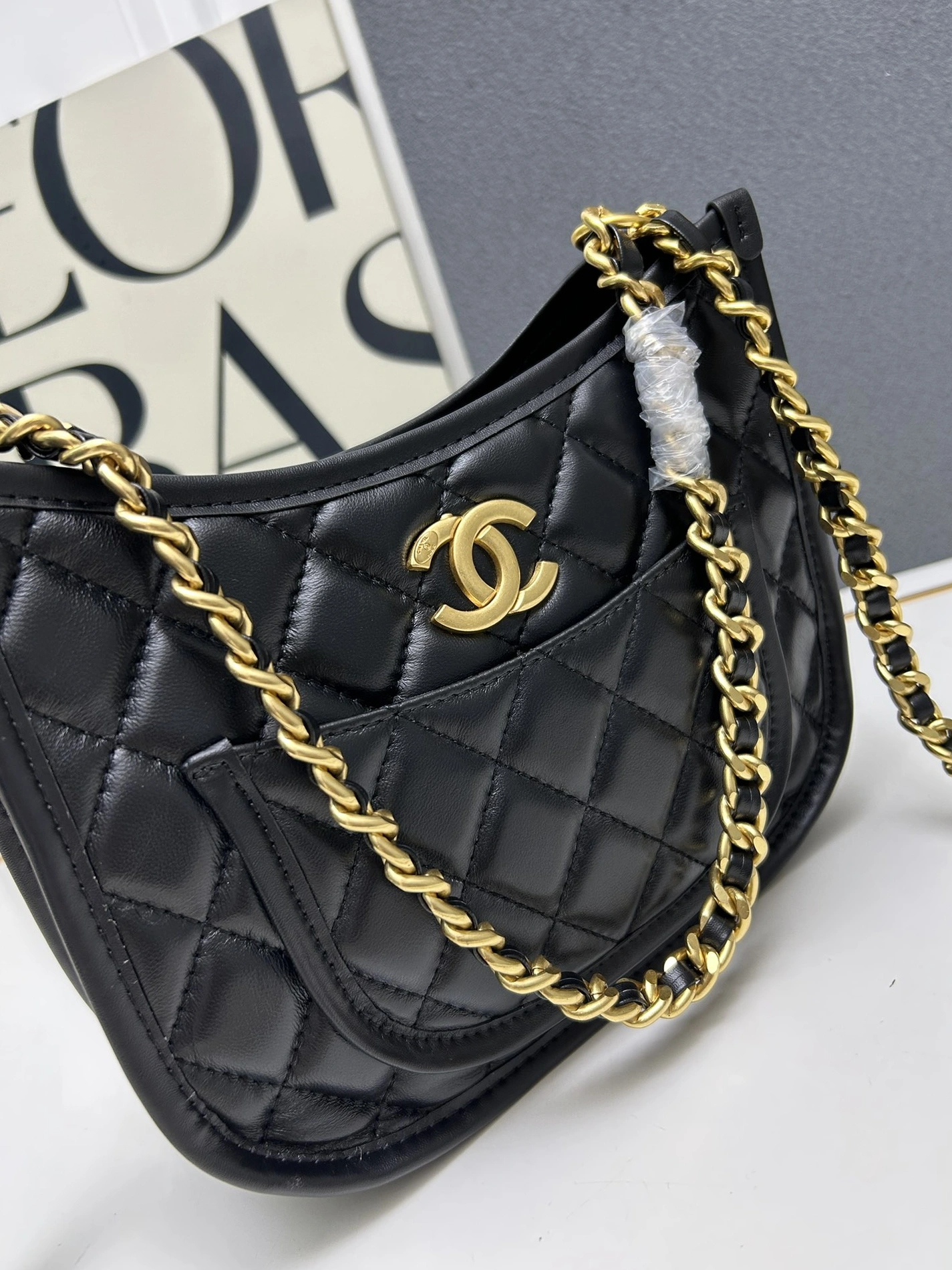 Chanel AAA Quality Messenger Bags For Women Sophisticated 166