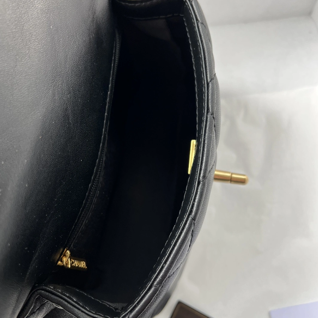 Chanel AAA Quality Messenger Bags For Women SportInspired 4805