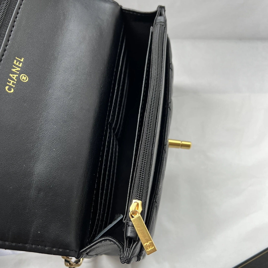 Chanel AAA Quality Messenger Bags For Women SportInspired 8775