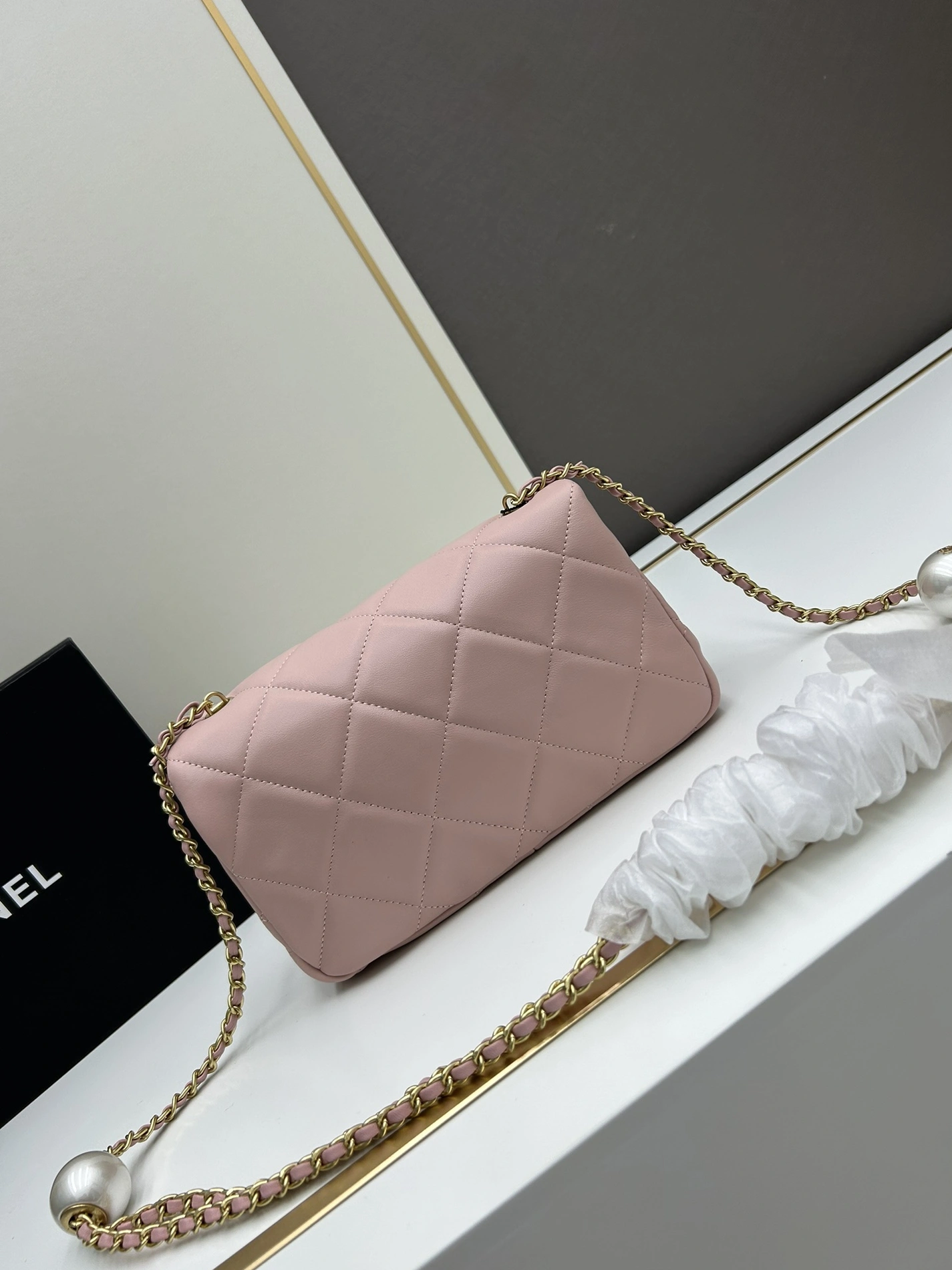 Chanel AAA Quality Messenger Bags For Women StreetReady 7460